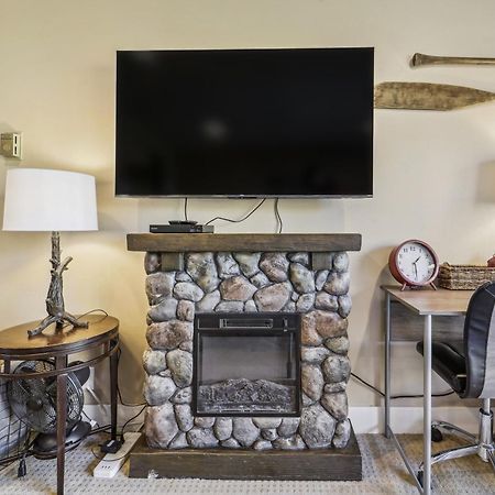 Truckee Studio With Balcony And On-Site Skiing! Exterior photo